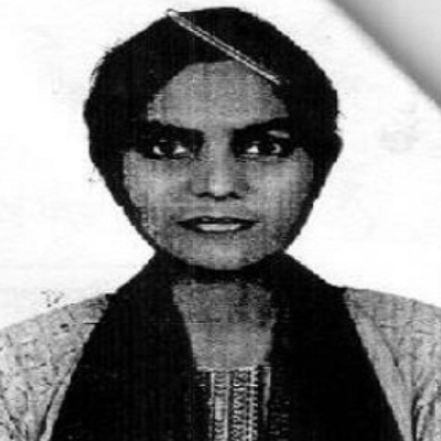 মনীষা চক্রবর্ত্তী এর ছবি