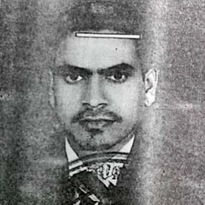 আওয়াল মাহমুদ এর ছবি